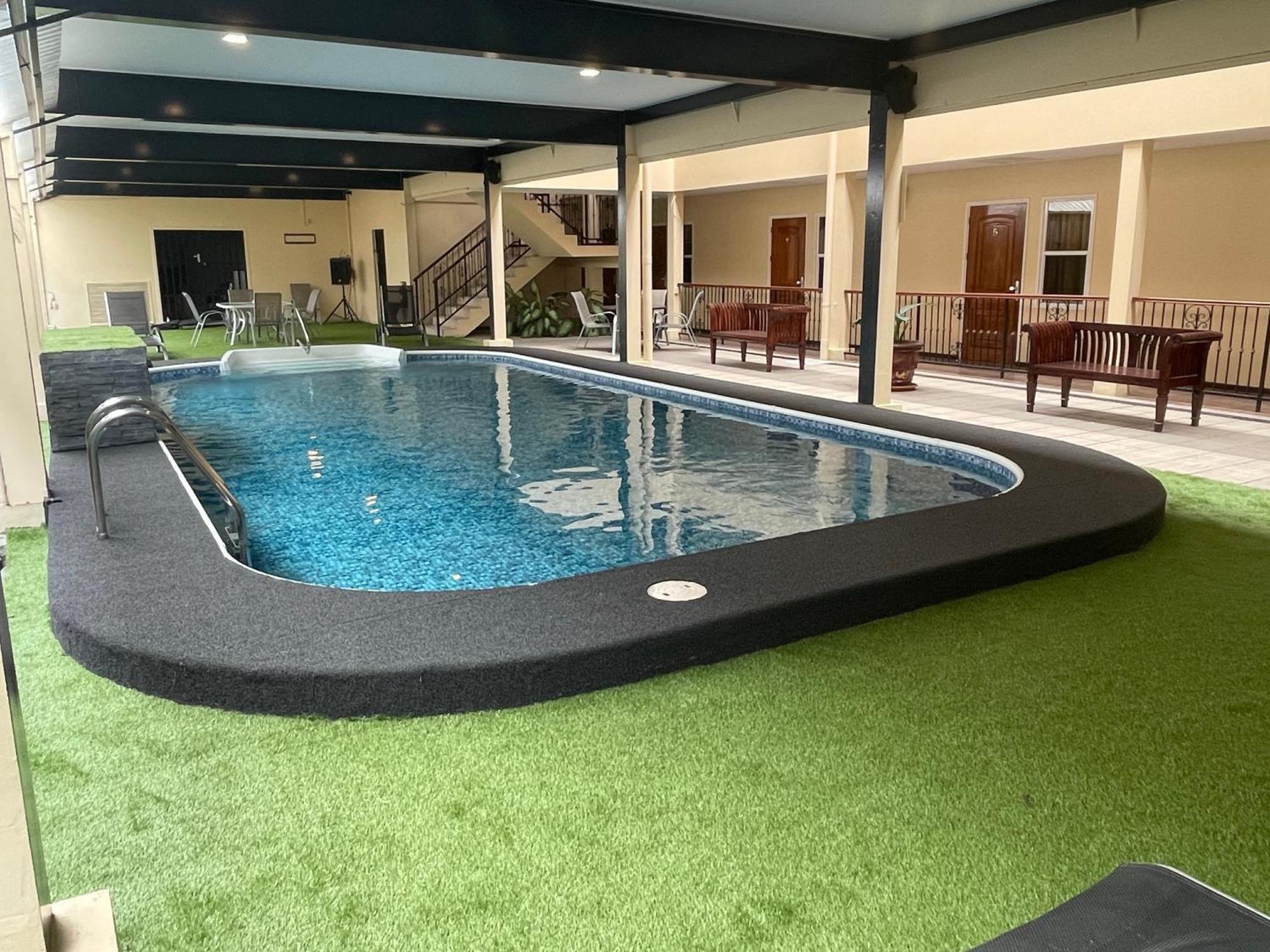 101 Suites Paramaribo Ngoại thất bức ảnh