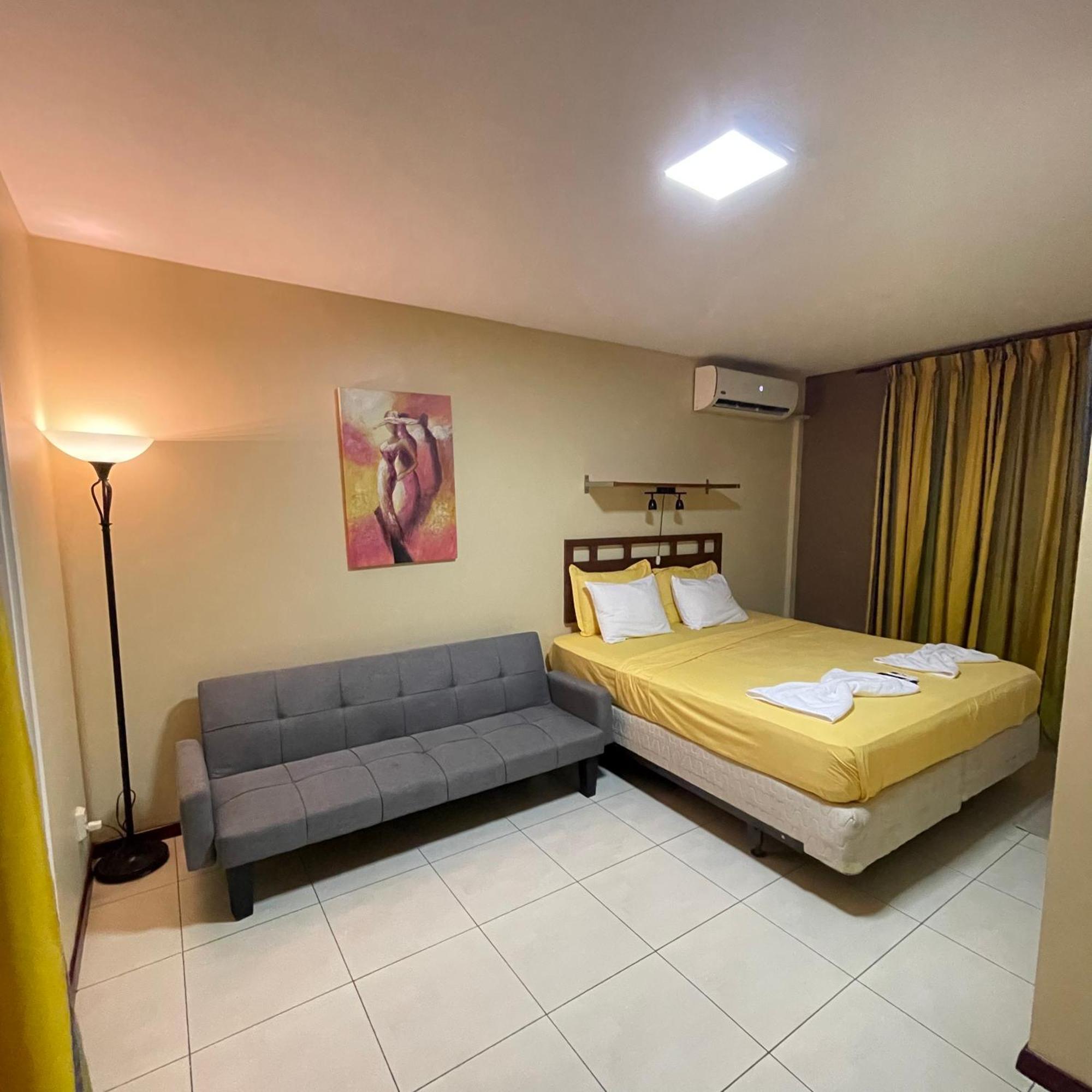 101 Suites Paramaribo Ngoại thất bức ảnh